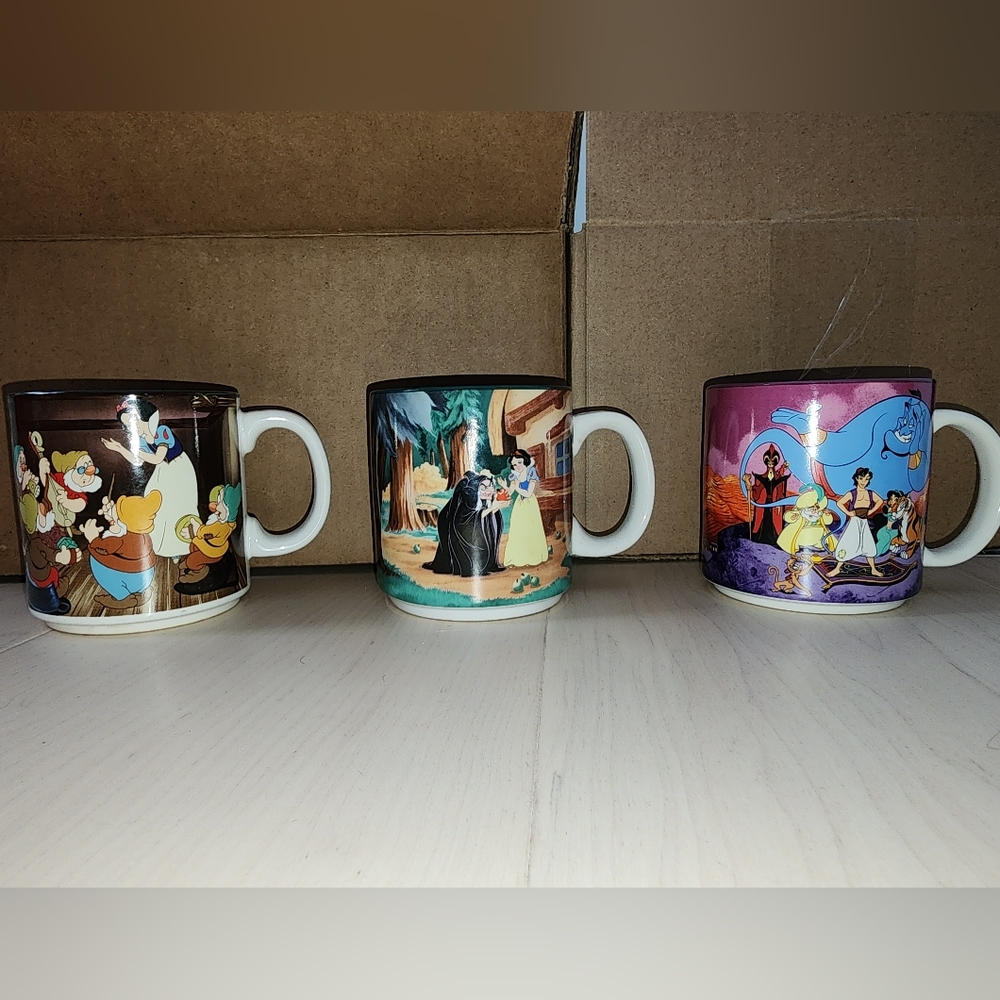 3 vintage Disney mugs